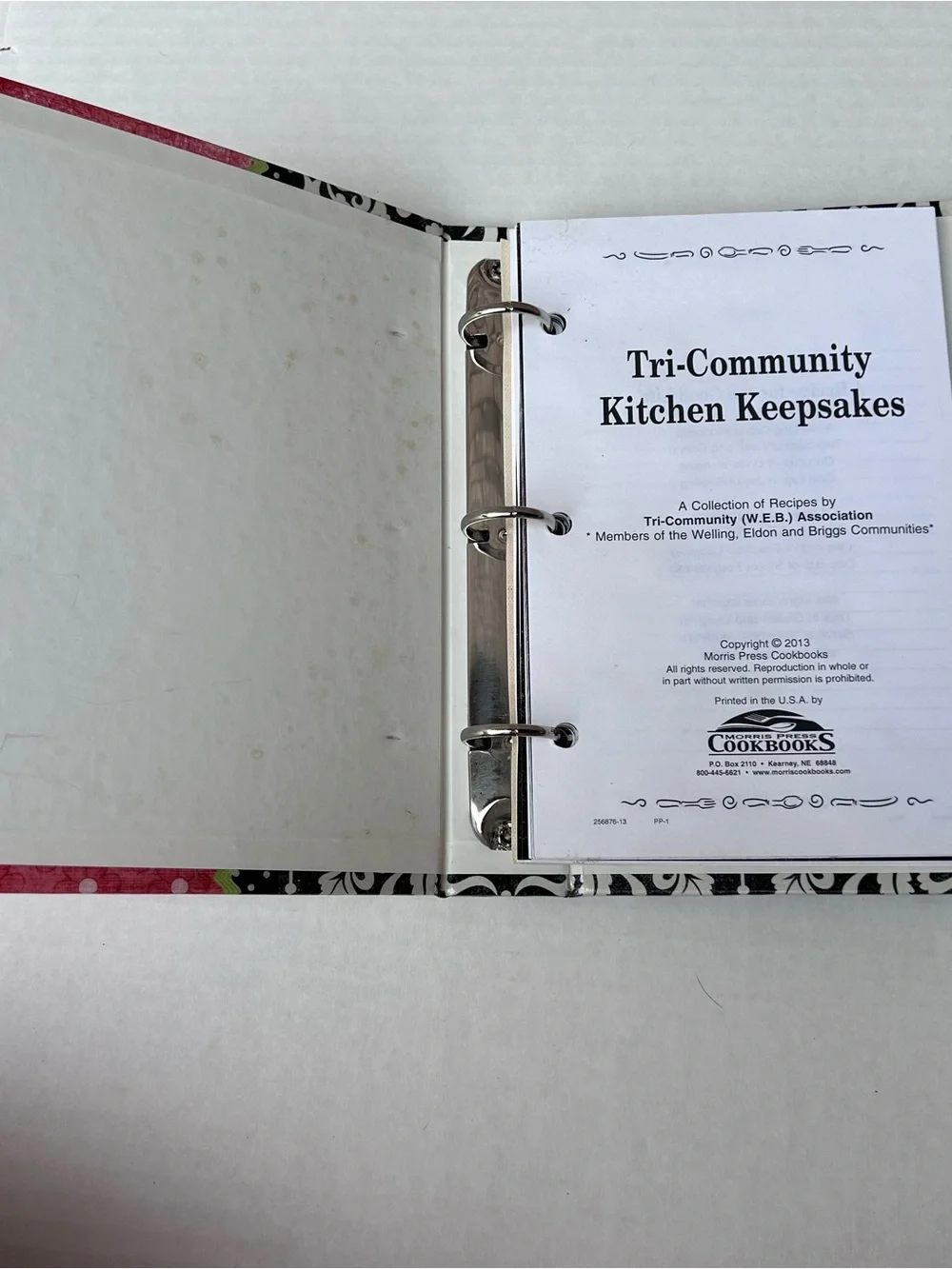 Tri-Community Kitchen Keepsakes Cookbook W.E.B. Assoc Welling Eldon Briggs 2013